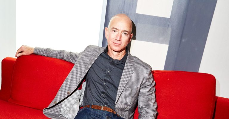 Amazon’s Jeff Bezos Says Tech Companies Should Work With the Pentagon