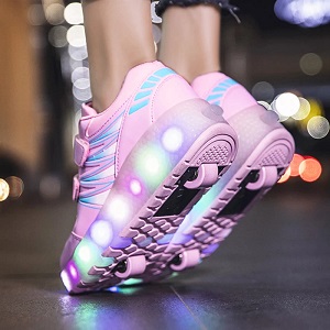 aRoller Skates Tow Wheels Shoes Glowing Light LED Children Boys Girls Kids Fashion Luminous Sport Casual.jpg Q90.jpg