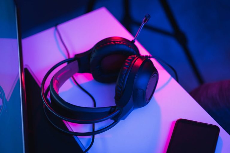 10 Best Gaming Headsets Under $100: Quality Audio for Your Favorite Games